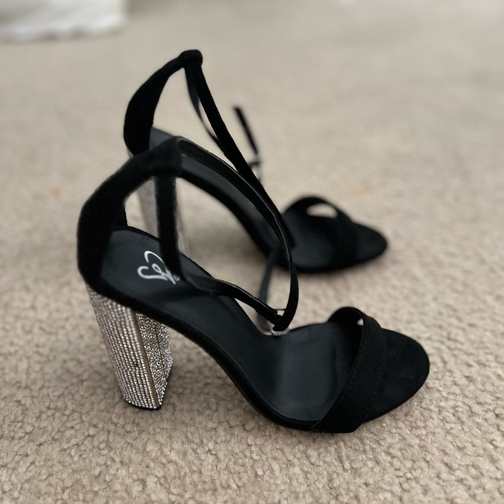 Lulu's Black and Silver Stiletto Heels